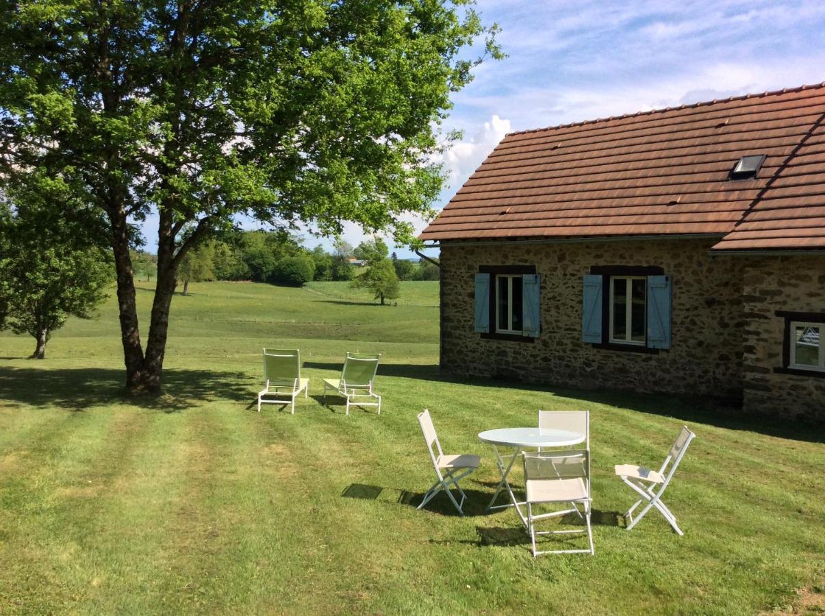 Les Landes Hotel Saint-Pardoux-Corbier Luaran gambar