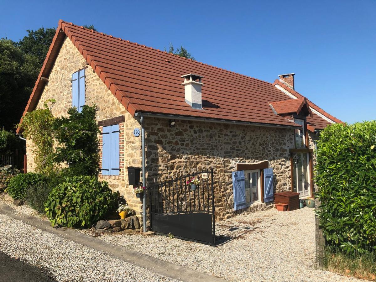 Les Landes Hotel Saint-Pardoux-Corbier Luaran gambar